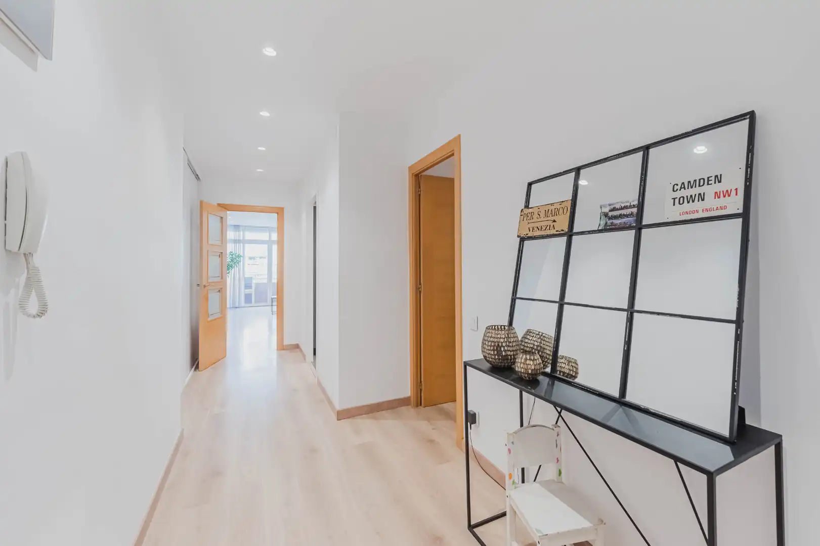 Wohnung zum Verkauf in Barcelona mit Klimaanlage, Heizung und Parkett