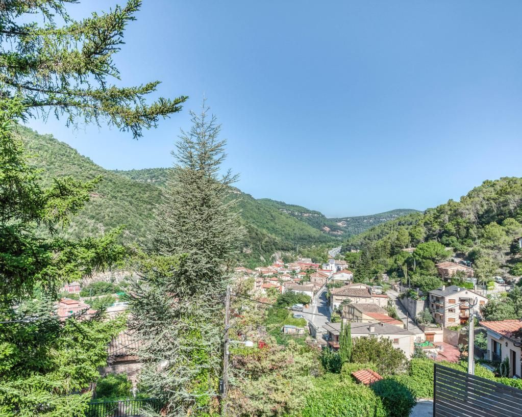 Exterior view of House or chalet for sale in Figaró-Montmany