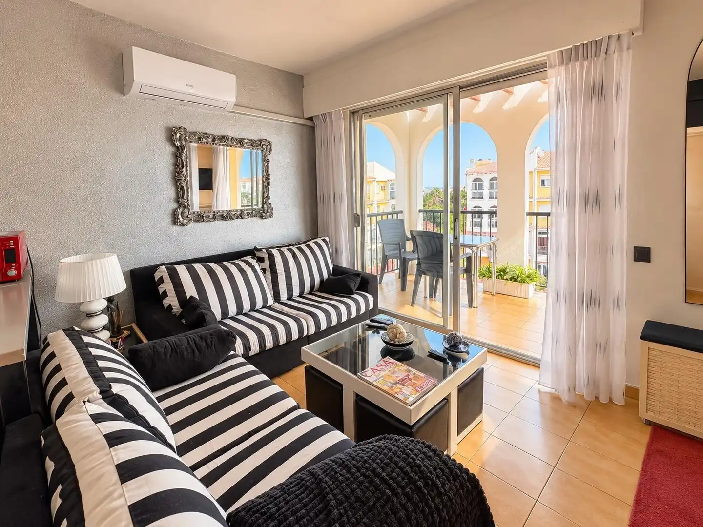 Living room of Apartments for sale in Playa del Acequión, Náufragos y Rocío del Mar
