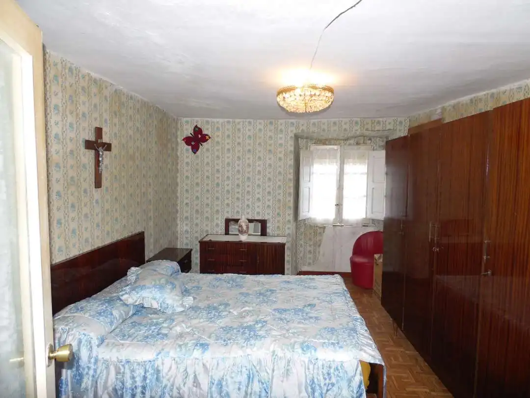 Haus zum Verkauf in Merindad de Cuesta-Urria, imagen 4