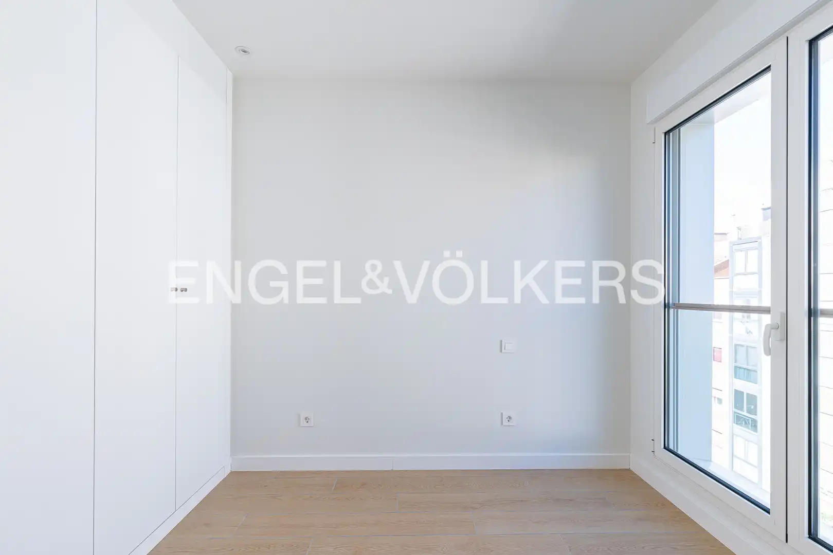 Balcony of Flat for rent in Madrid  with Air Conditioner, Heating and Swimming Pool