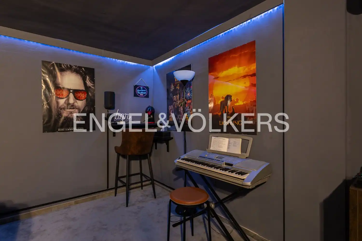 Houses for sale in Chiva  with Air Conditioner, Heating and Private garden