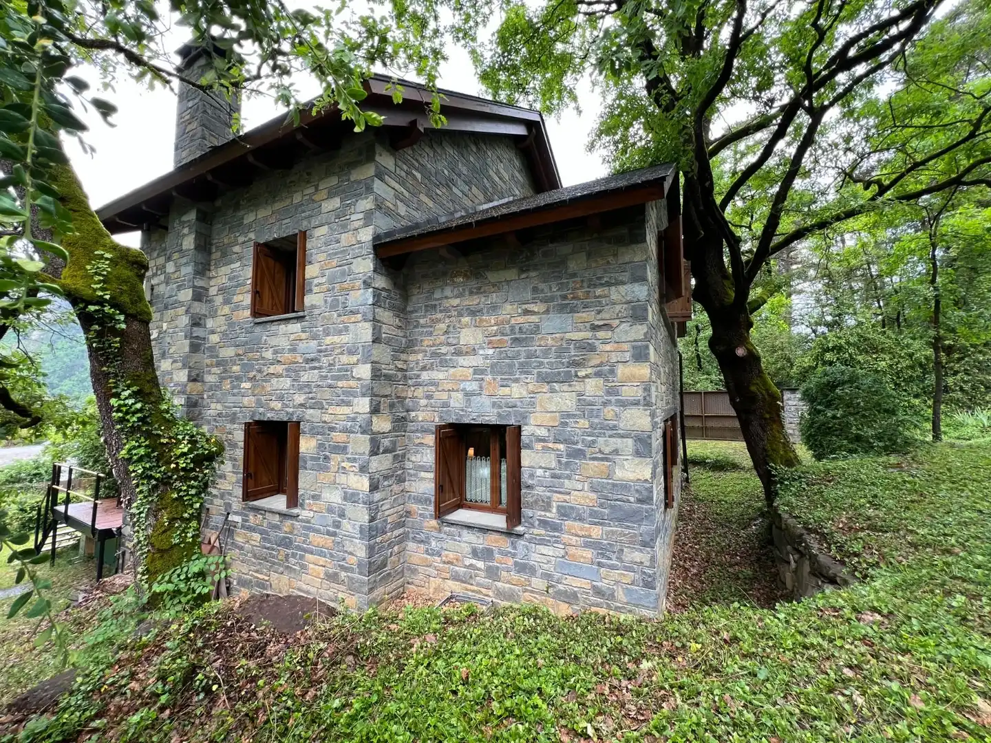 Vista exterior de Casa o chalet en venta en Broto