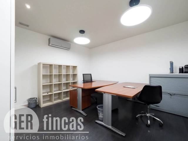 Oficina en Alquiler en Calle Ramon Llull en Ca n'Aurell