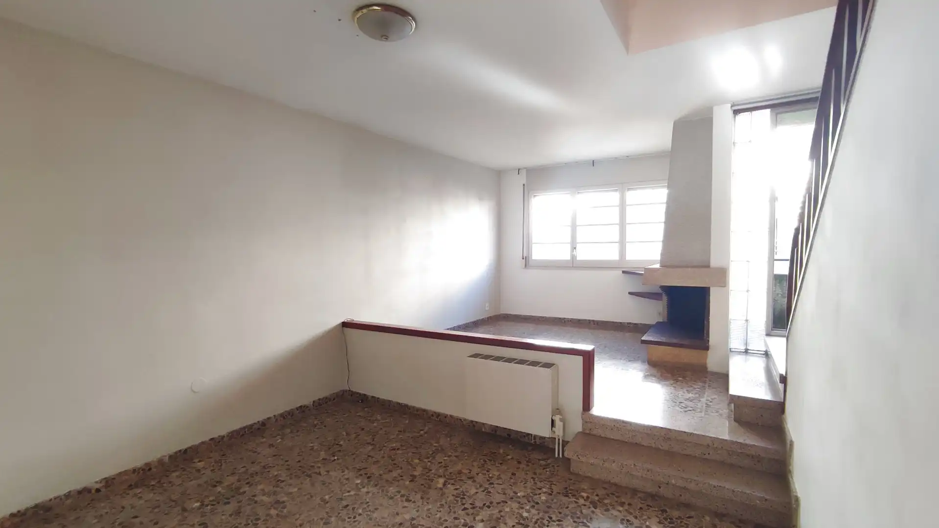 Sala de estar de Casa adosada en venta en Súria con Calefacción, Terraza y Trastero