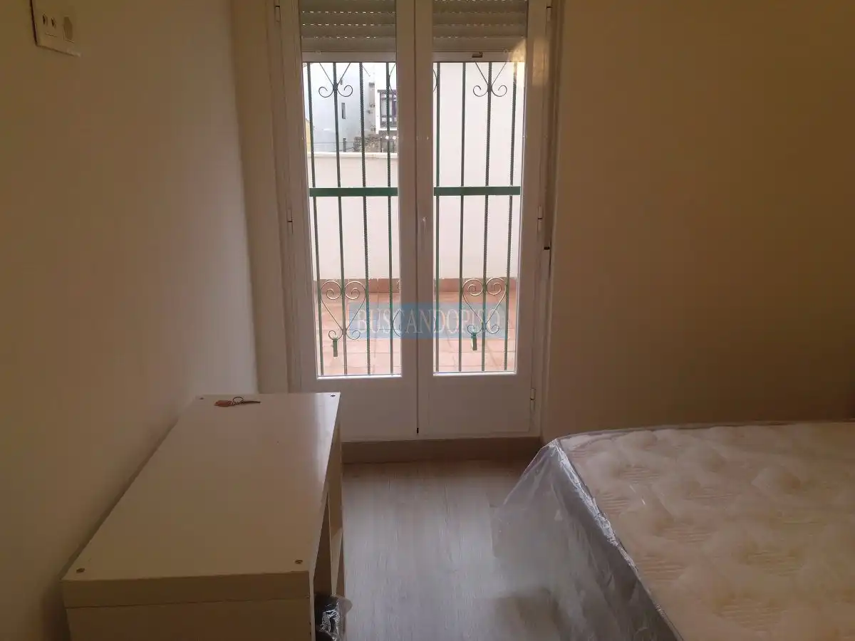 Bedroom of Apartments for rent in  Logroño  with Heating, Parquet flooring and Terrace