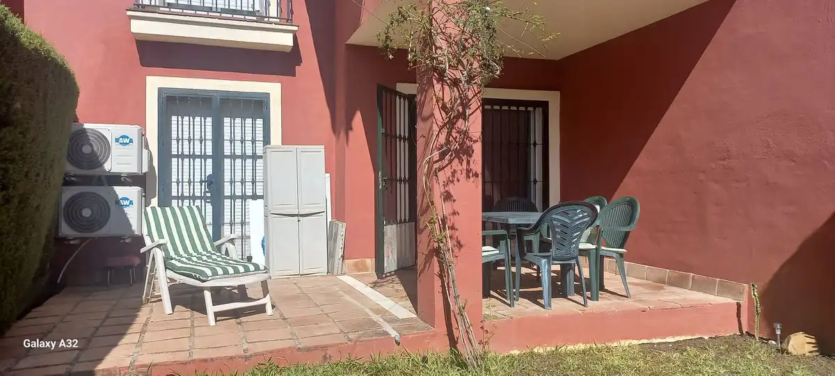 Abitazione con piscina in vendita a Riviera del Sol, imagen 2