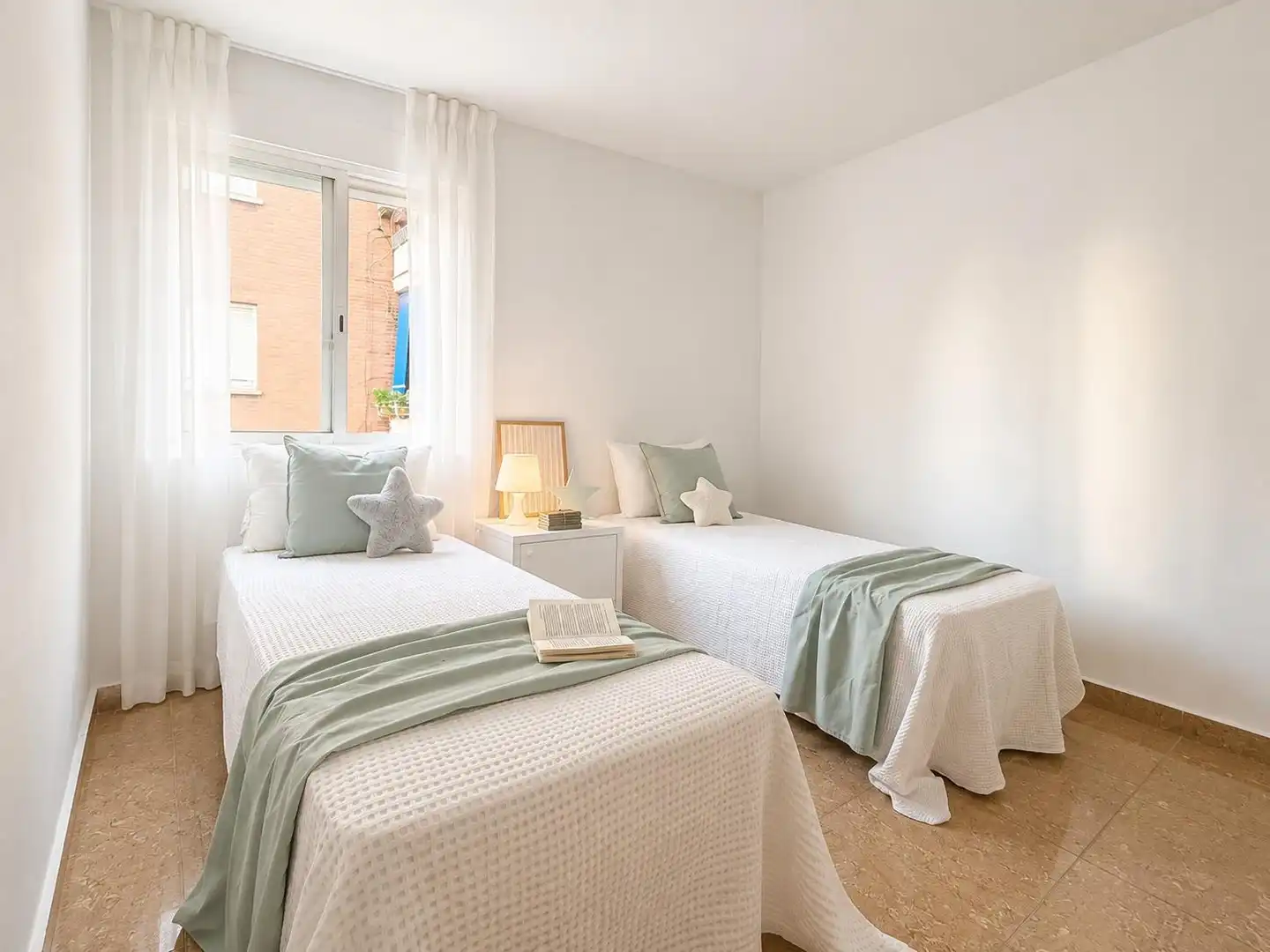 Bedroom of Flat for rent in Godella  with Air Conditioner, Terrace and Furnished