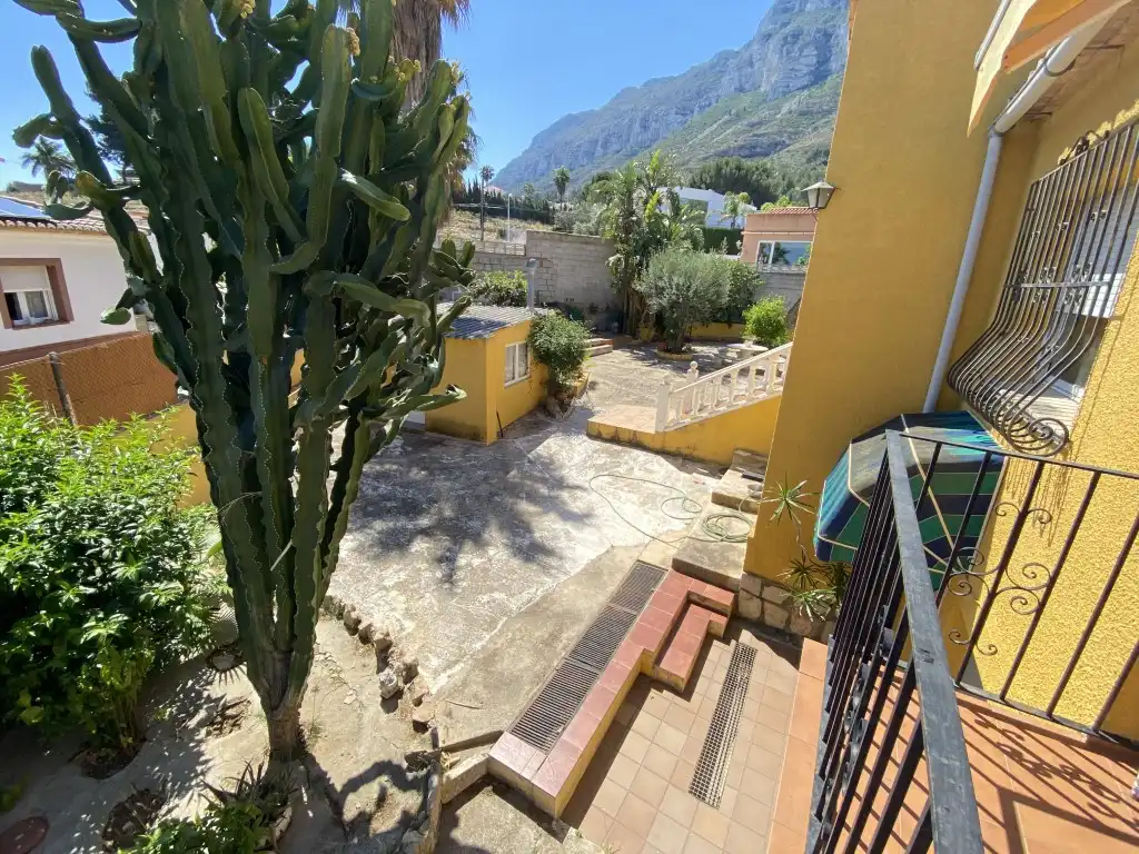 Houses for sale in El Montgó