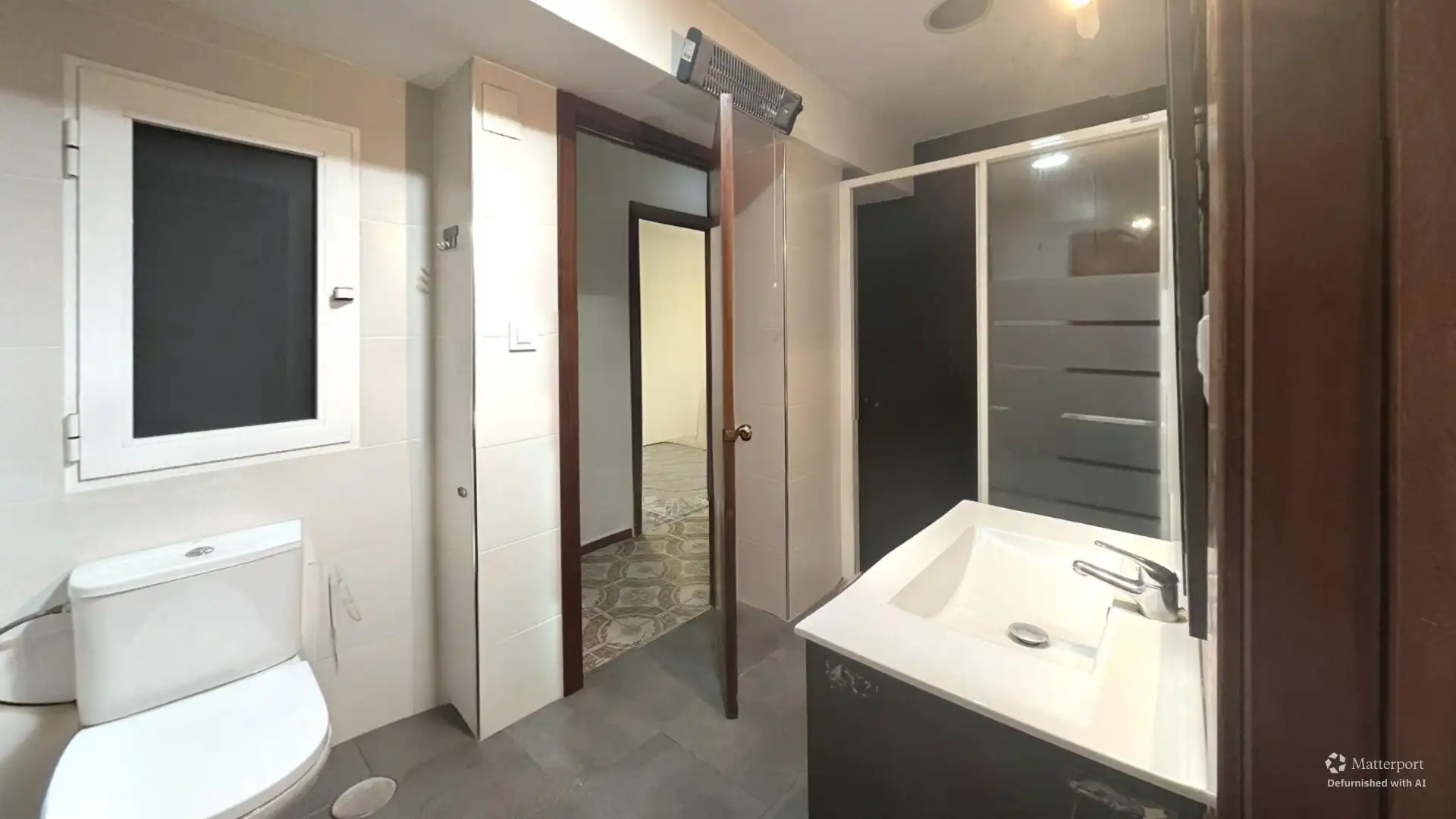 Badezimmer von Wohnung zum Verkauf in Alicante / Alacant mit Klimaanlage, Heizung und Möbliert