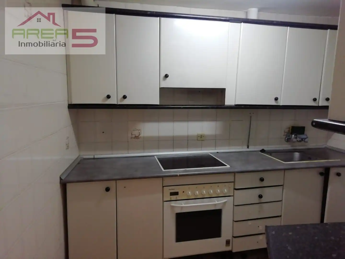 Kitchen of Houses for sale in Serradilla  with Balcony