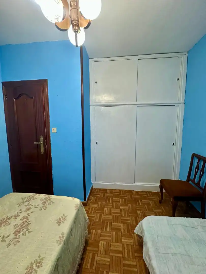 Habitación de Piso en venta en Valladolid con Calefacción, Trastero y Amueblado