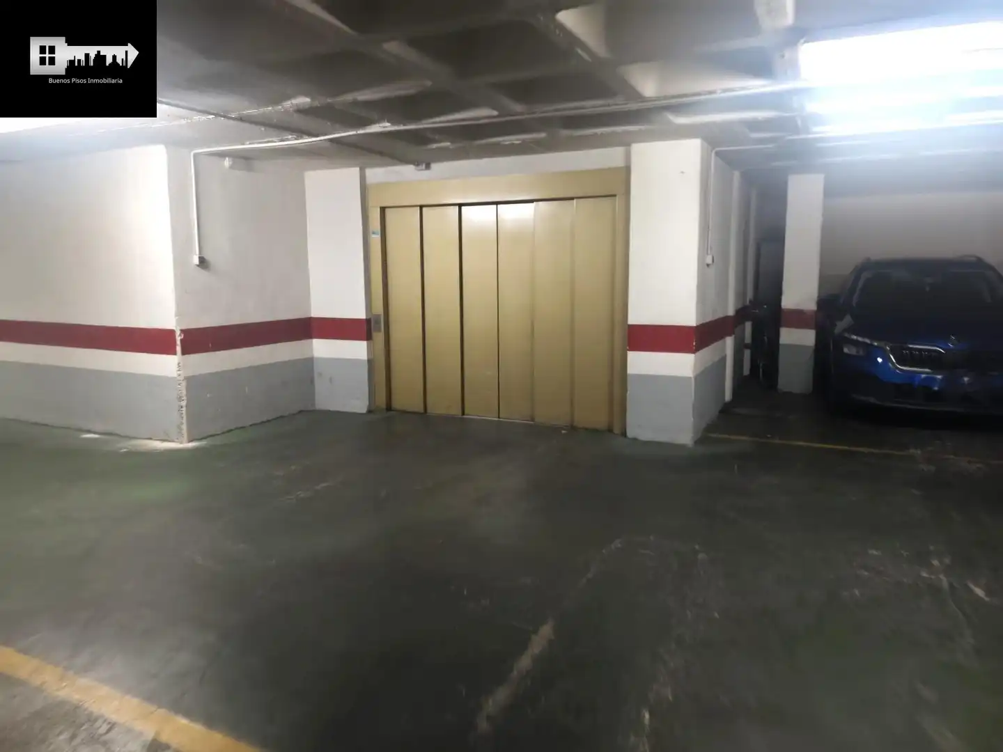 Aparcament de Garatge en venda en Alicante / Alacant