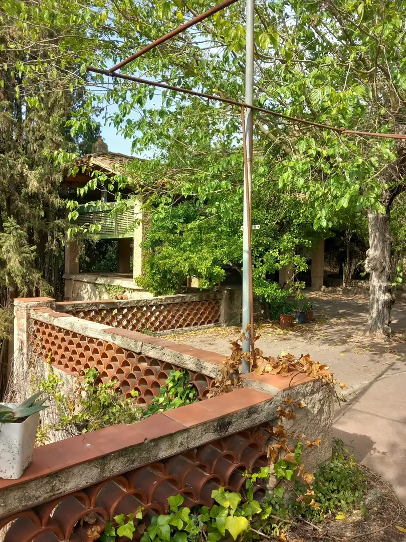 Außenansicht von Country house zum Verkauf in Terrassa