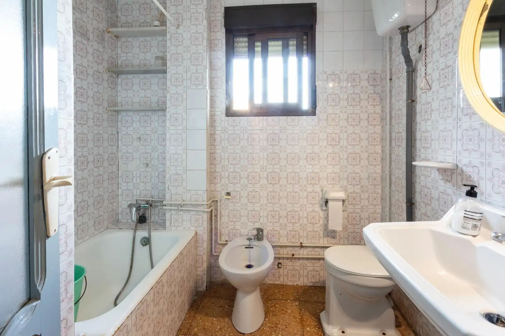 Bathroom of Houses for sale in Xeraco  with Private garden, Terrace and Storage room
