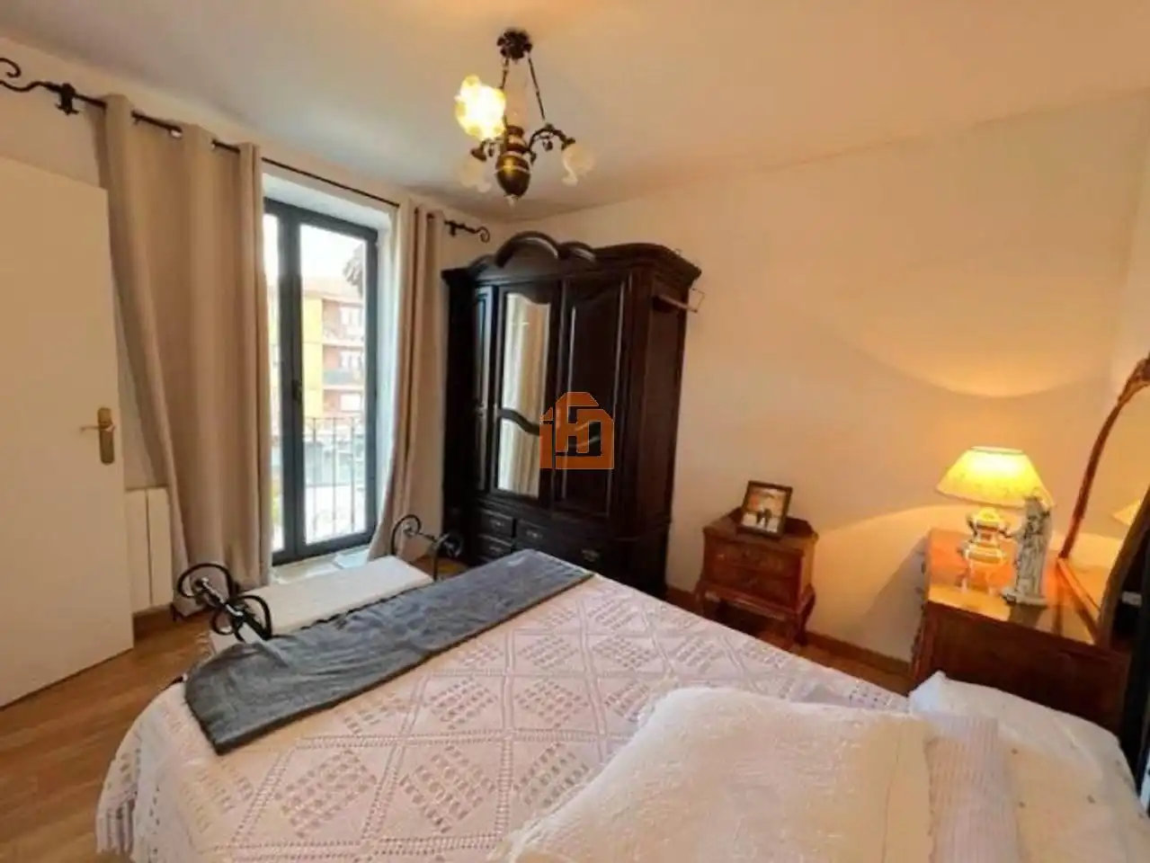 Dormitori de Casa o xalet en venda en La Robla  amb Calefacció, Terrassa i Traster