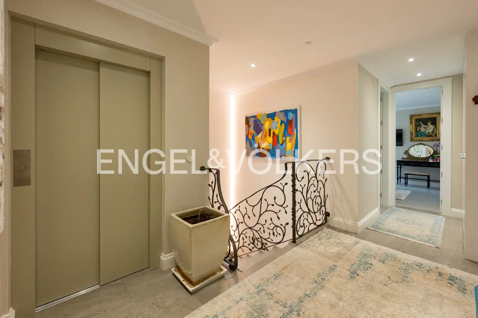 Houses for sale in Madrid  with Air Conditioner, Heating and Private garden