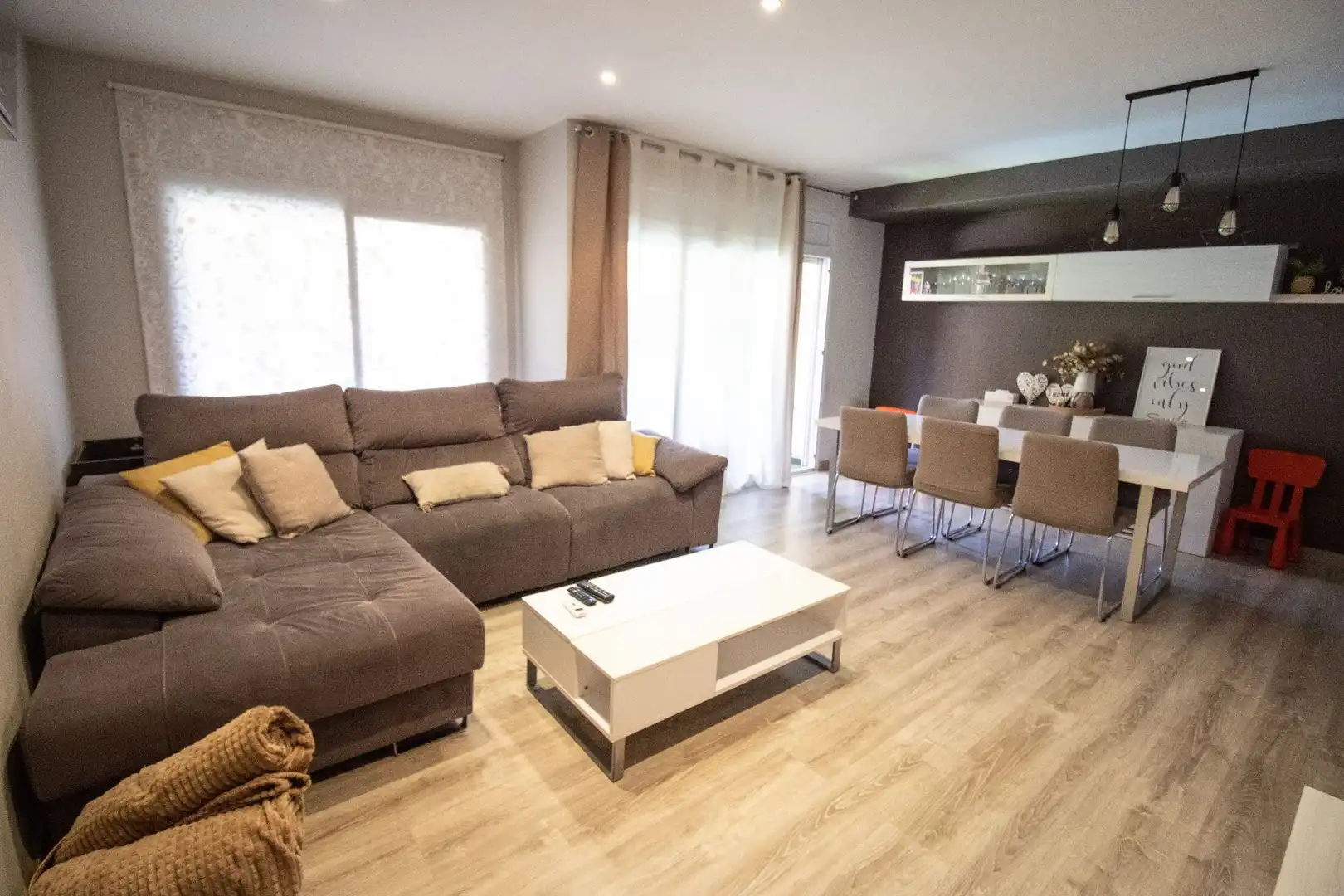 Living room of Houses for sale in Palau-saverdera  with Air Conditioner, Heating and Private garden