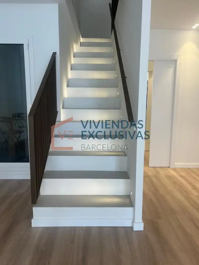Dúplex en venda en Barcelona amb Parquet, Balcó i Alarma