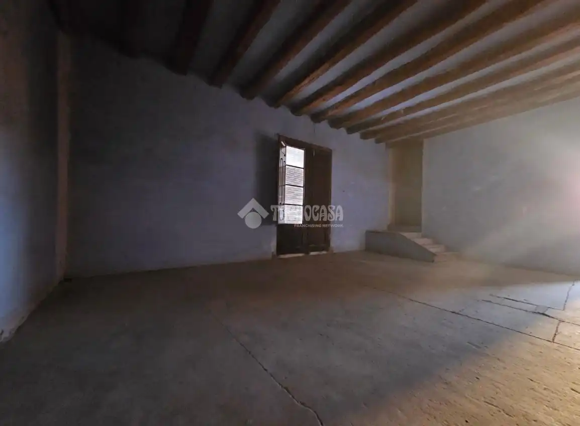 Buildings for sale in Remolinos