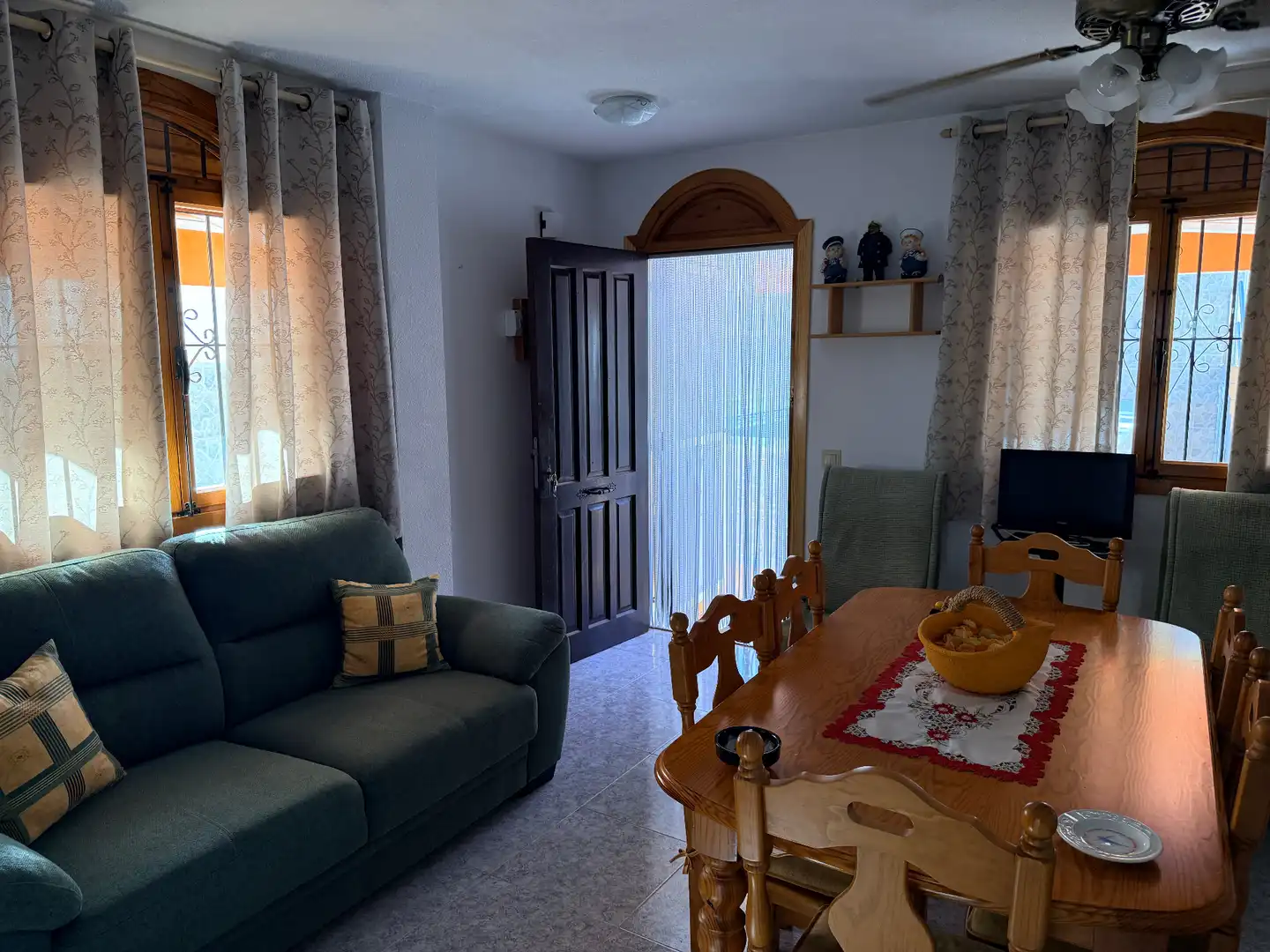Detached homes for sale in Calle Pantano Uret, Los Urrutias