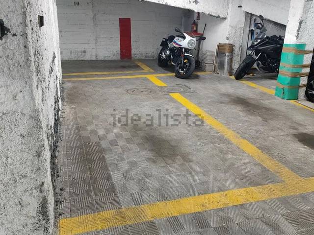 Garaje en Alquiler en Calle de Granada, 61 en Pacífico