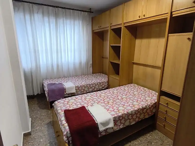 Bedroom of Flat for rent in El Rabal