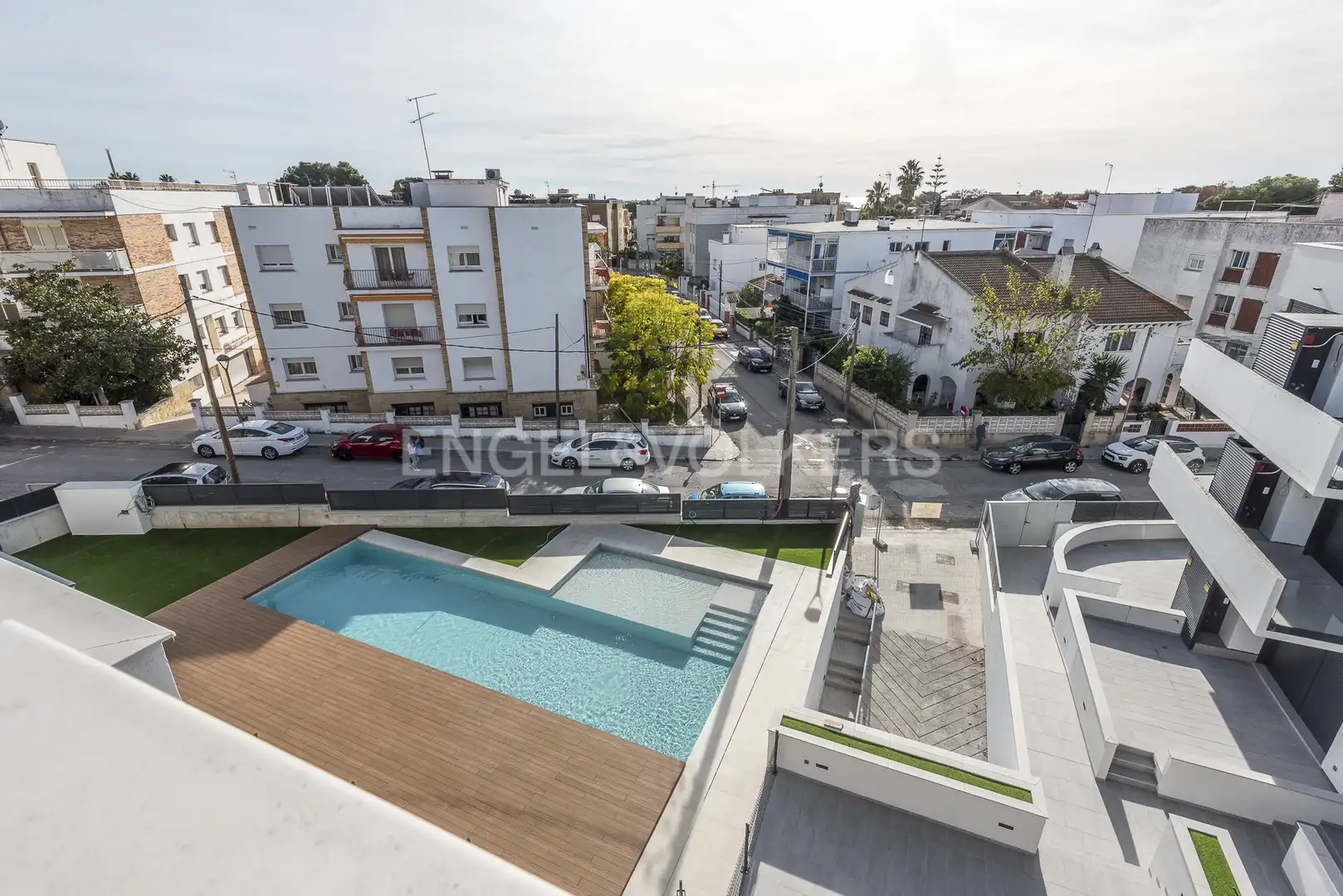 Swimming pool of Flat for sale in Cubelles  with Air Conditioner, Heating and Terrace