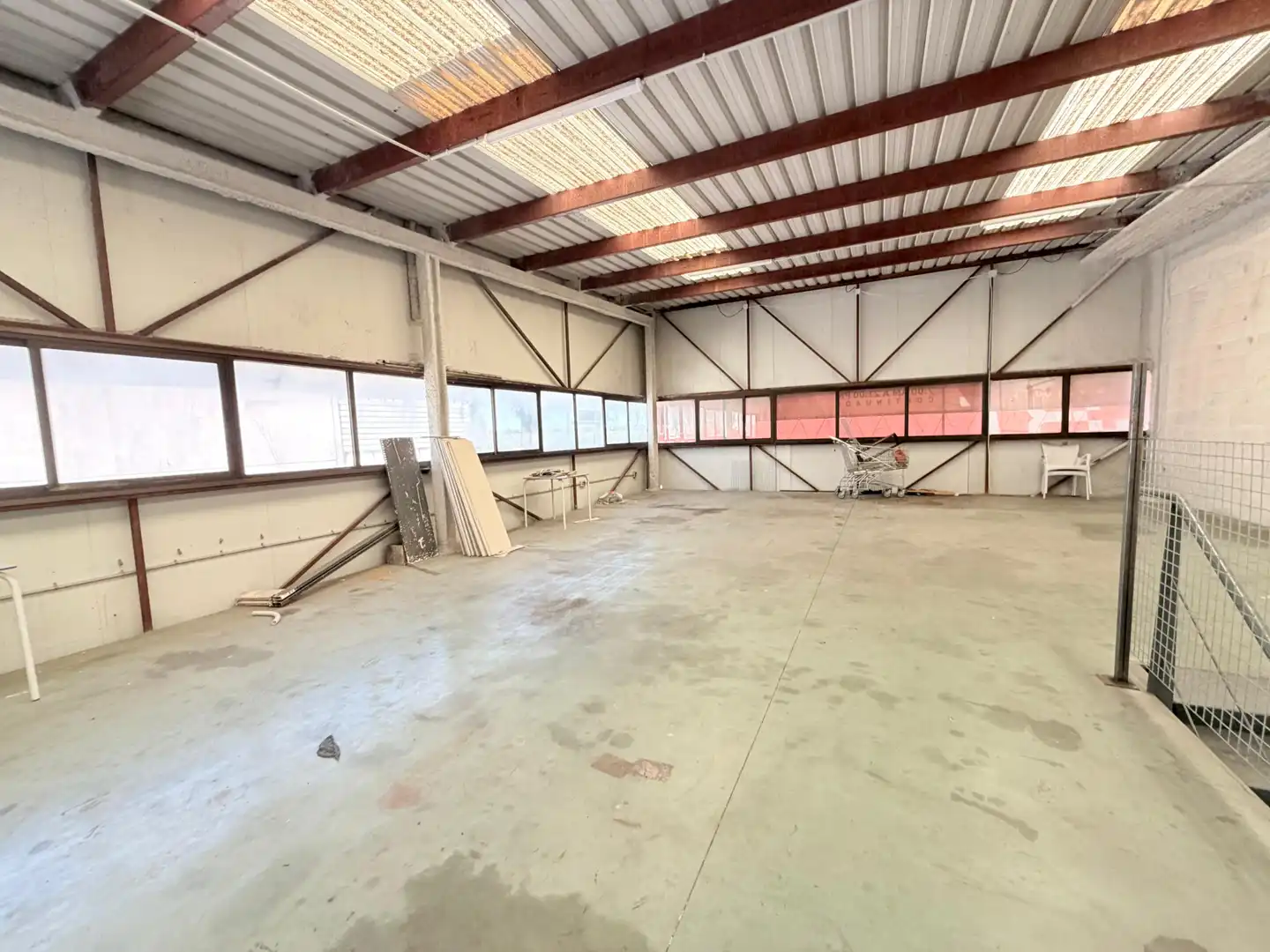 Nave industrial en venta en Bollullos de la Mitación