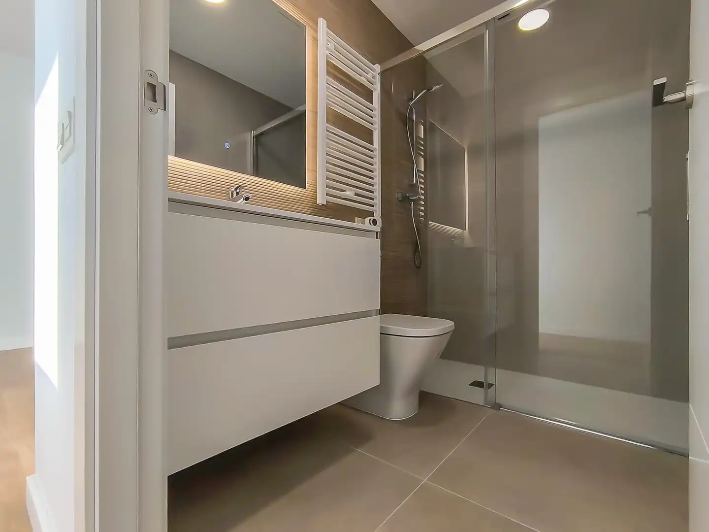 Baño de Ático en venta en Terrassa con Aire acondicionado, Calefacción y Parquet