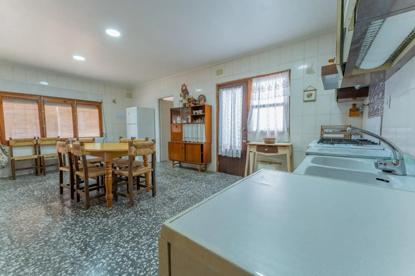 Cuina de Casa o xalet en venda en Albatera amb Jardí privat i Piscina