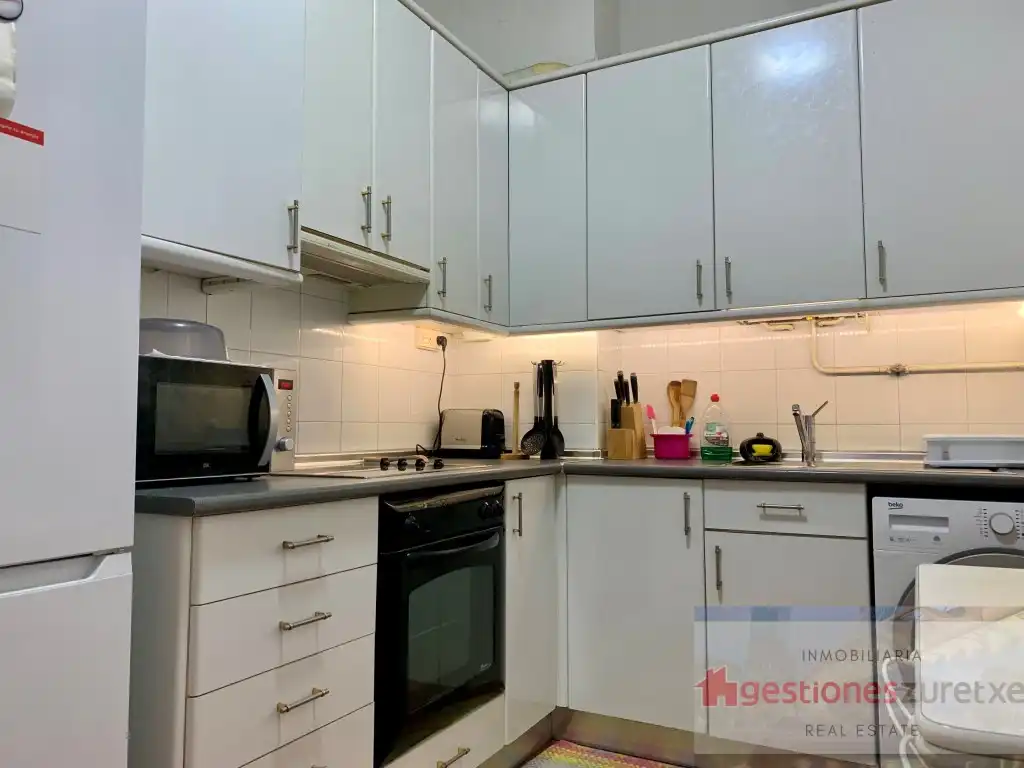 Kitchen of Flat for sale in Bilbao   with Furnished