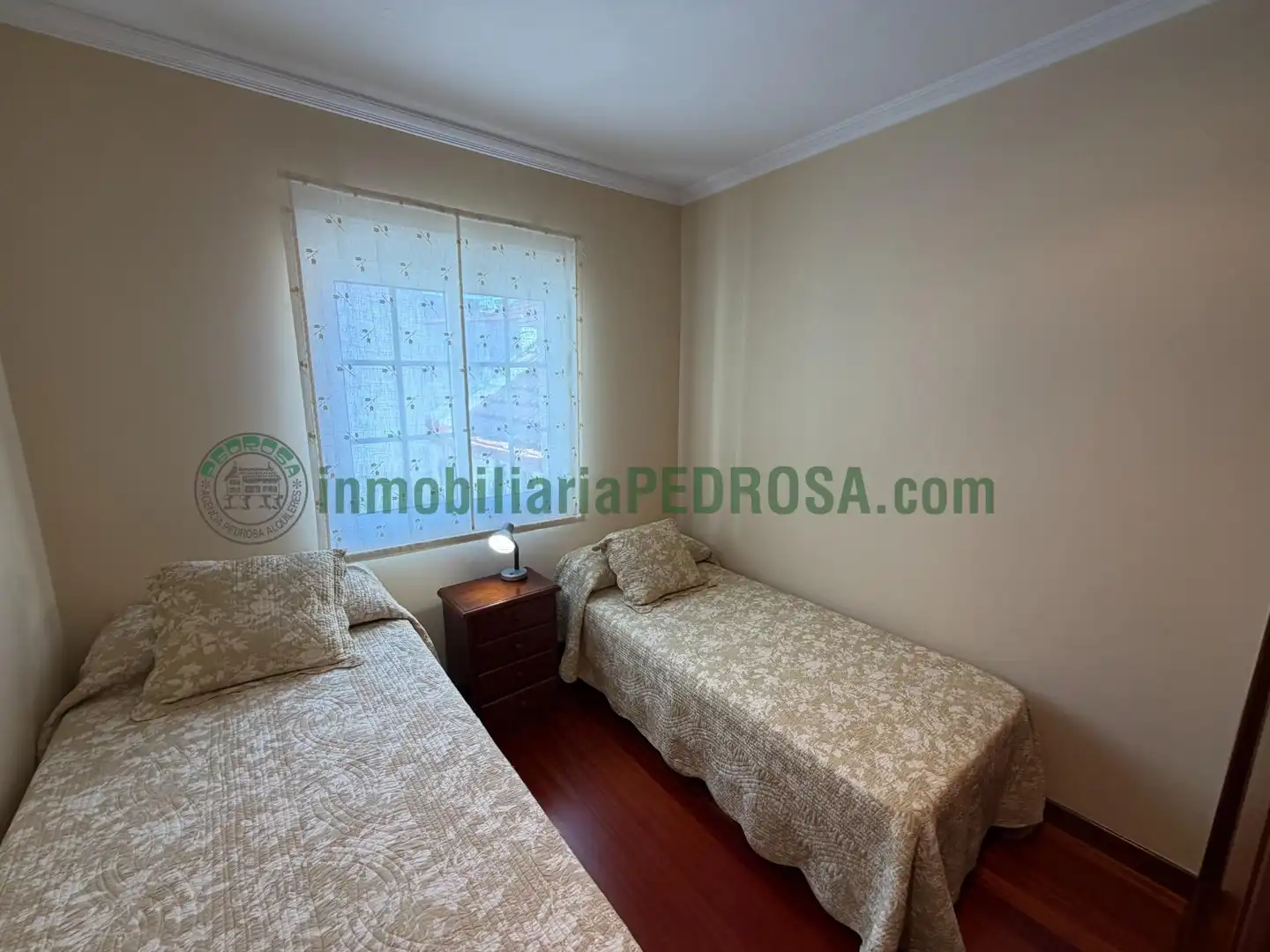 Apartamento en venta en JOAQUIN COSTA, Zona de Plaza de Barcelos