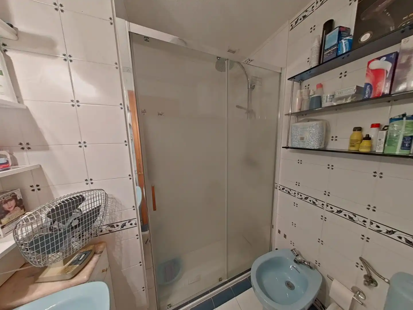Badezimmer von Haus oder Chalet zum Verkauf in Santa Pola mit Heizung und Möbliert