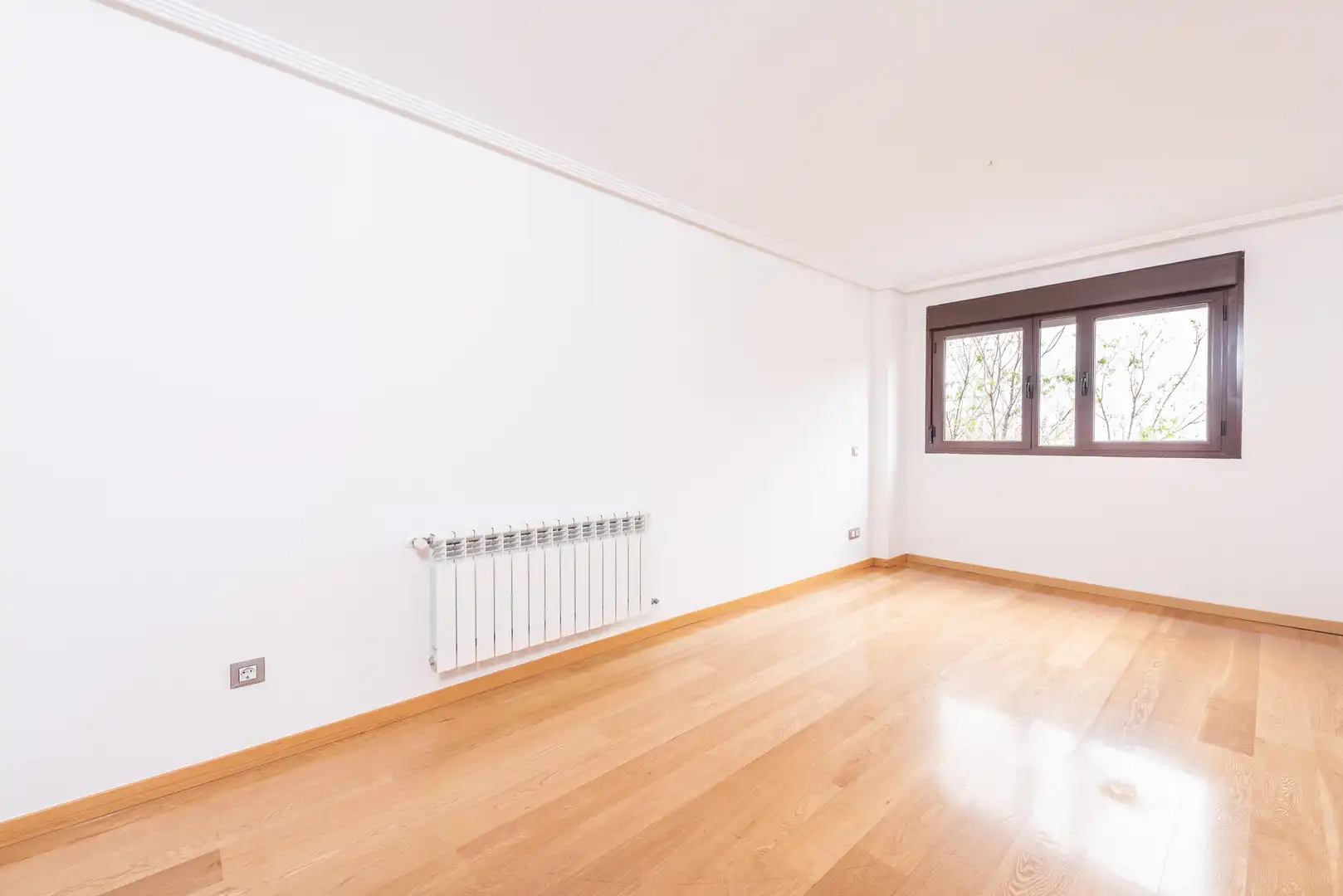 Habitación de Piso en venta en Madrid con Aire acondicionado, Terraza y Trastero