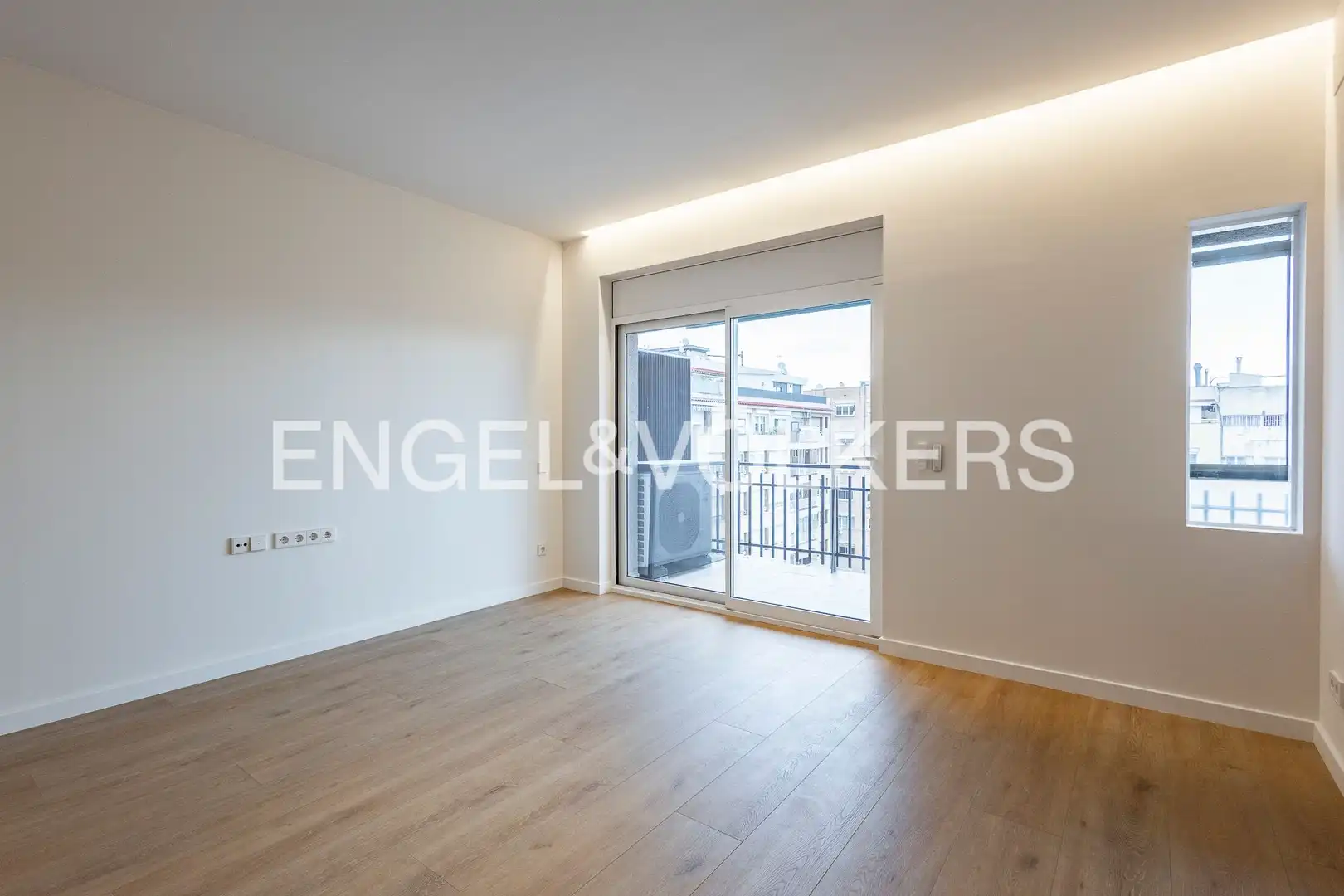 Sala de estar de Piso en venta en Barcelona con Aire acondicionado, Calefacción y Balcón