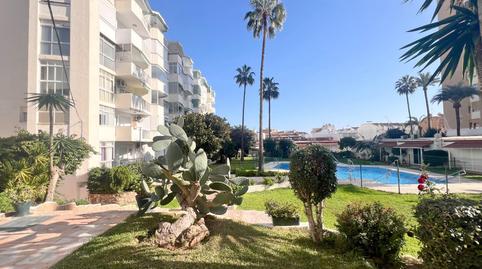 Foto 2 de Piso en venta en Calle Ciudad de Porcuna, La Carihuela - Los Nidos, Torremolinos