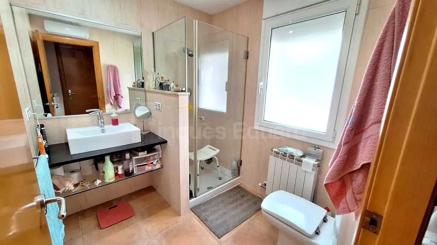 Bany de Casa o xalet en venda en Argentona amb Aire condicionat, Terrassa i Balcó
