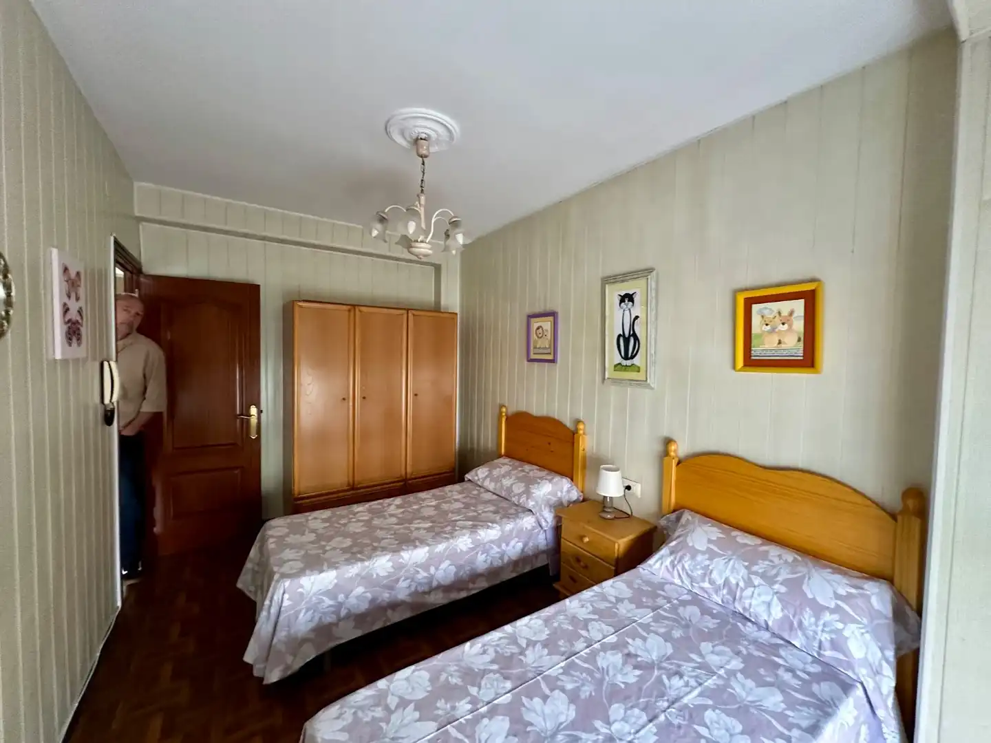Habitación de Piso en venta en Ares con Amueblado y Internet