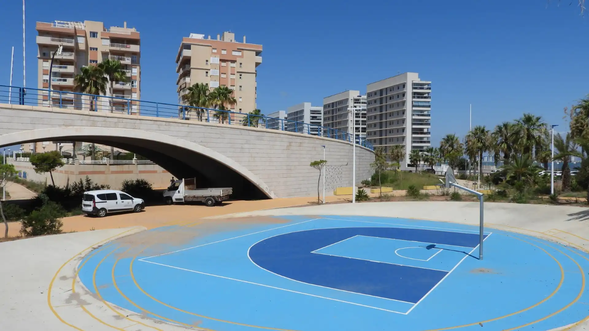 Vista exterior de Apartamento en venta en La Manga del Mar Menor con Calefacción, Terraza y Amueblado
