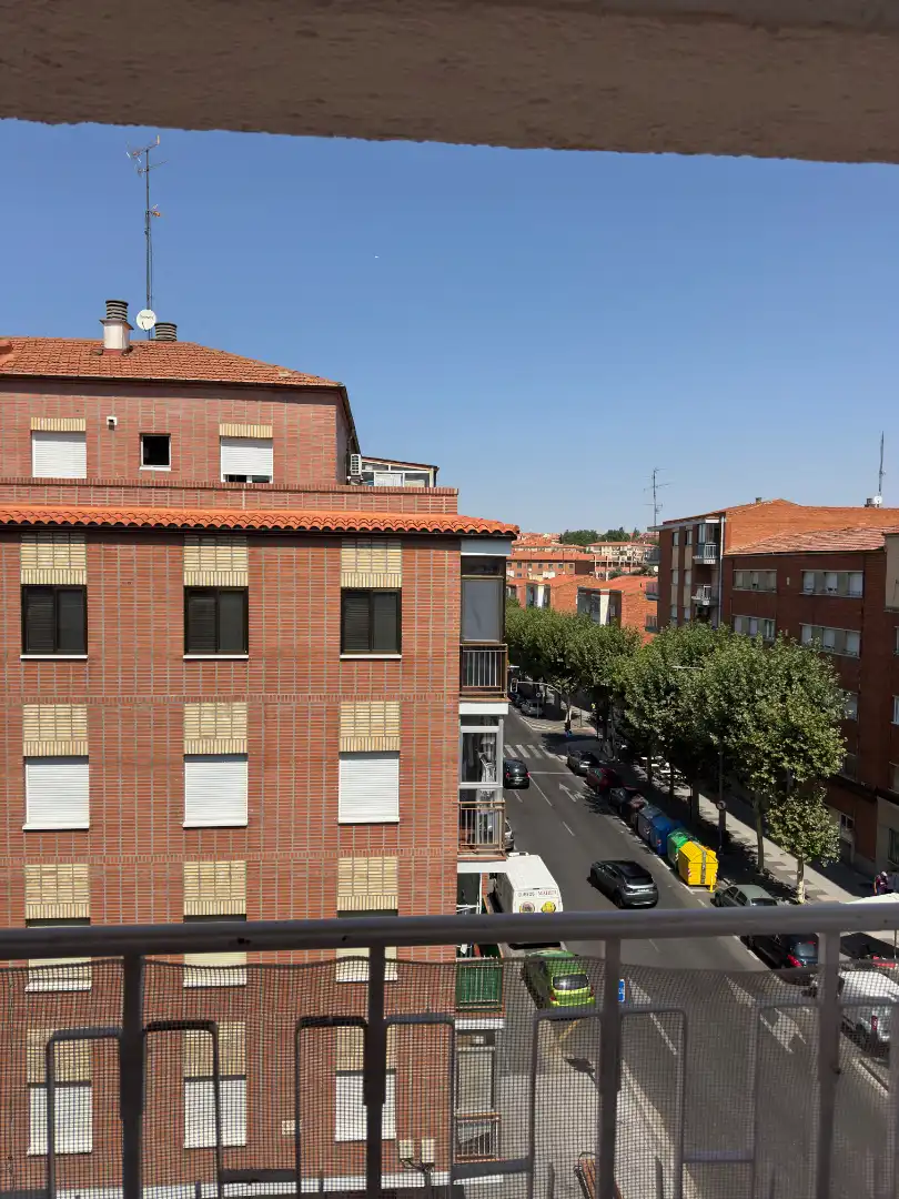 Exterior view of Flat for rent in San Bernardo - Carmelitas - Campus