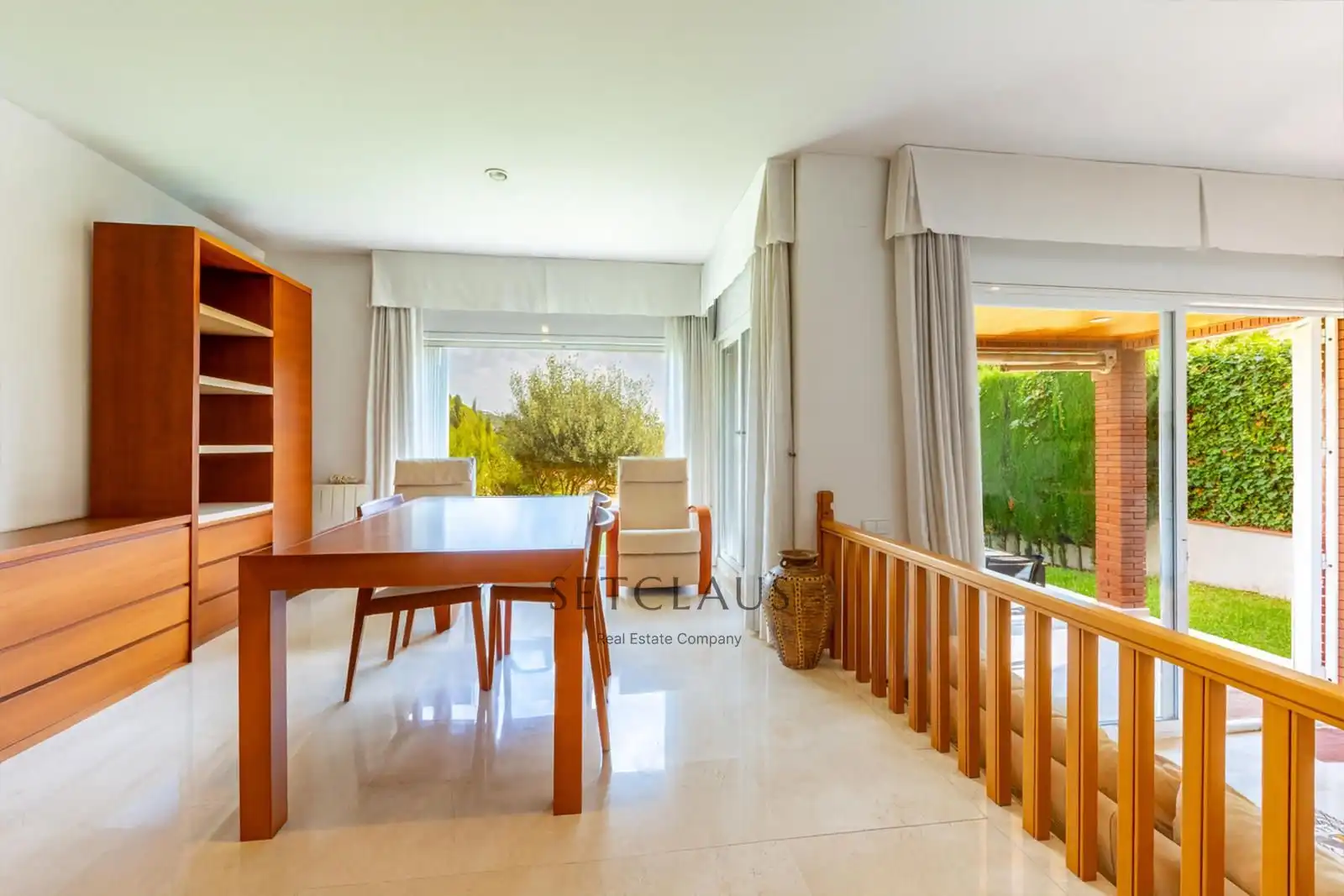 Comedor de Casa adosada en venta en Teià con Aire acondicionado, Calefacción y Jardín privado