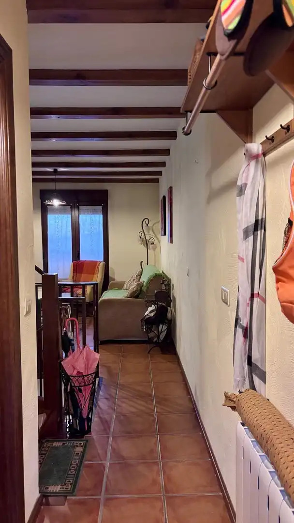 Sala de estar de Casa o chalet en venta en Candelario con Amueblado, Balcón y Alarma