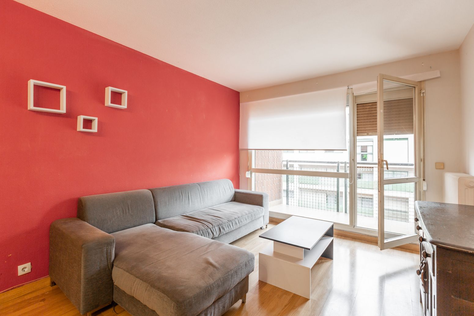Living room of Flat for sale in  Pamplona / Iruña  with Heating, Parquet flooring and Balcony