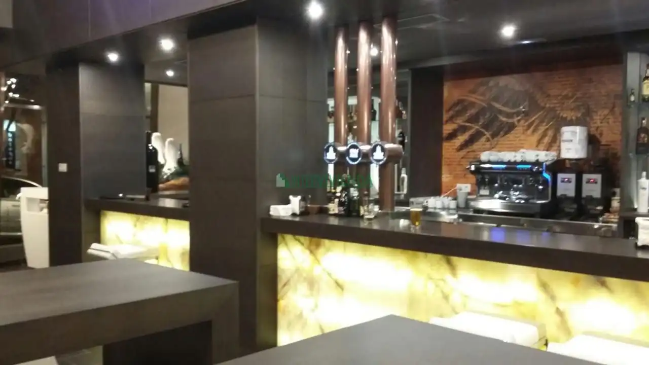 Local comercial en venda a Centro Urbano, imagen 6