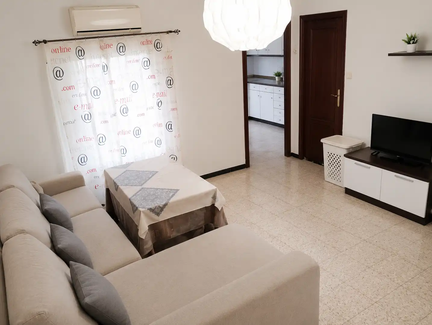 Flat with terrace for sale in Calle Fernán Pérez 19