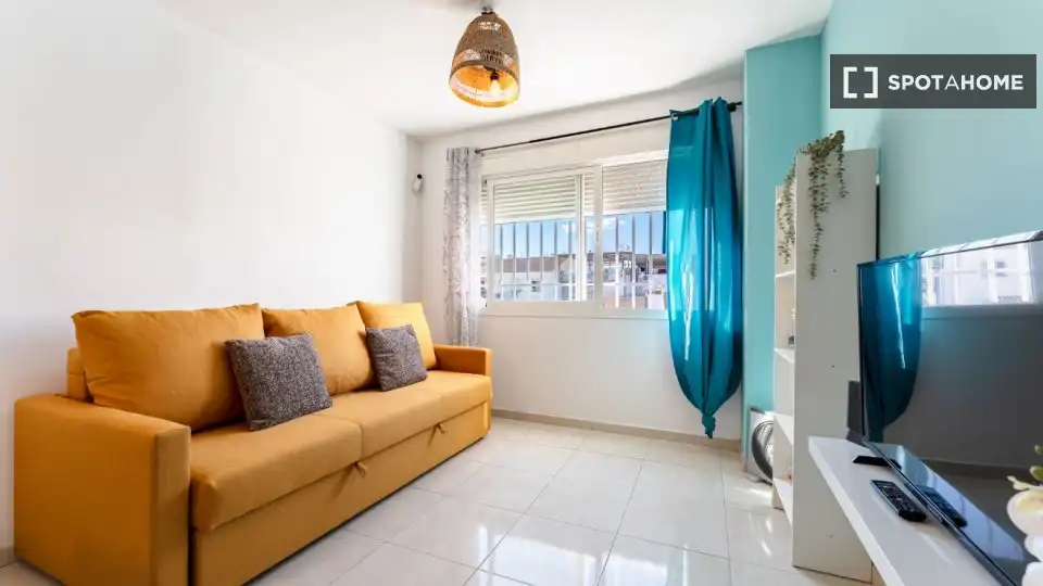 Habitació a Distrito Zeta - Recinto Ferial Cortijo de Torres