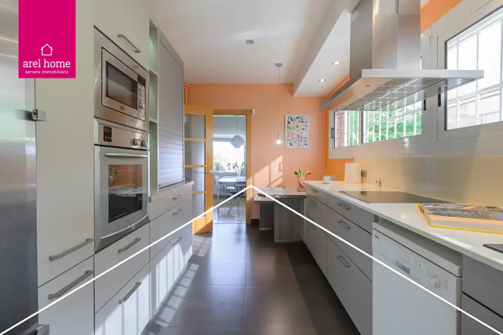 Kitchen of Houses for sale in Sant Just Desvern  with Heating, Private garden and Parquet flooring