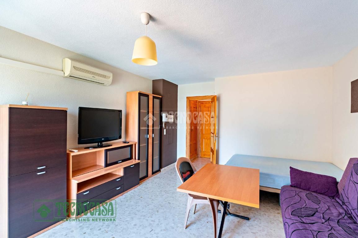 Habitación de Estudio en venta en Roquetas de Mar con Aire acondicionado y Balcón