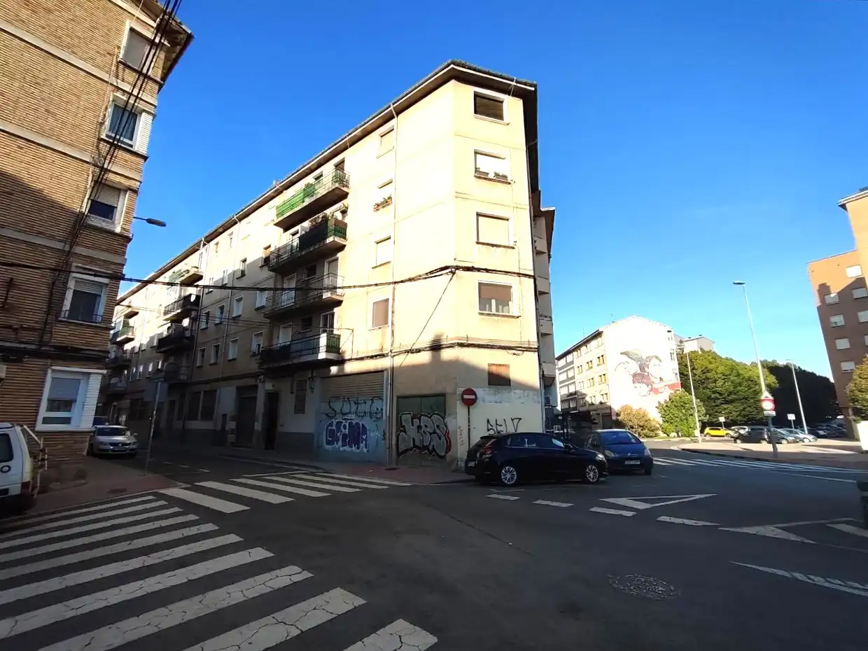 Vista exterior de Piso en venta en Tudela